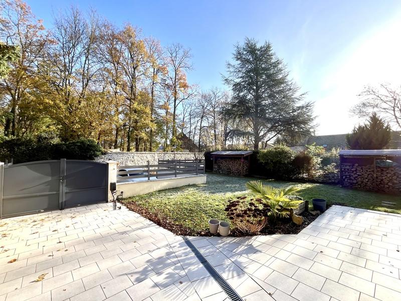 Maison traditionnelle - 133 m² - 7 pièces