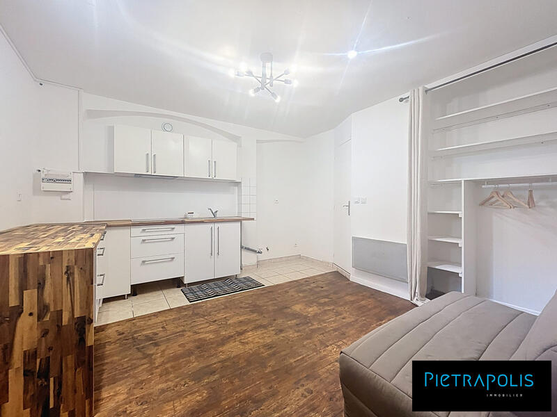 Appartement - 18 m² - 1 pièce