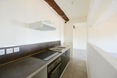 Loft - 72 m² - 2 pièces