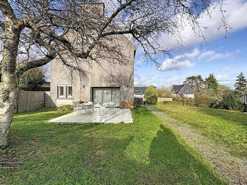 Maison - 160 m² - 8 pièces