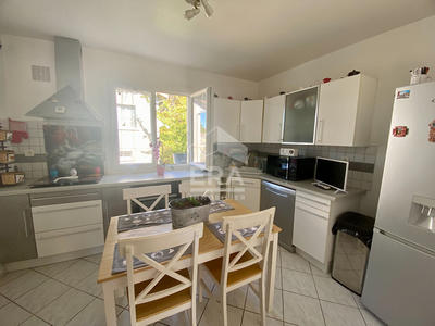 Maison - 91 m² - 4 pièces