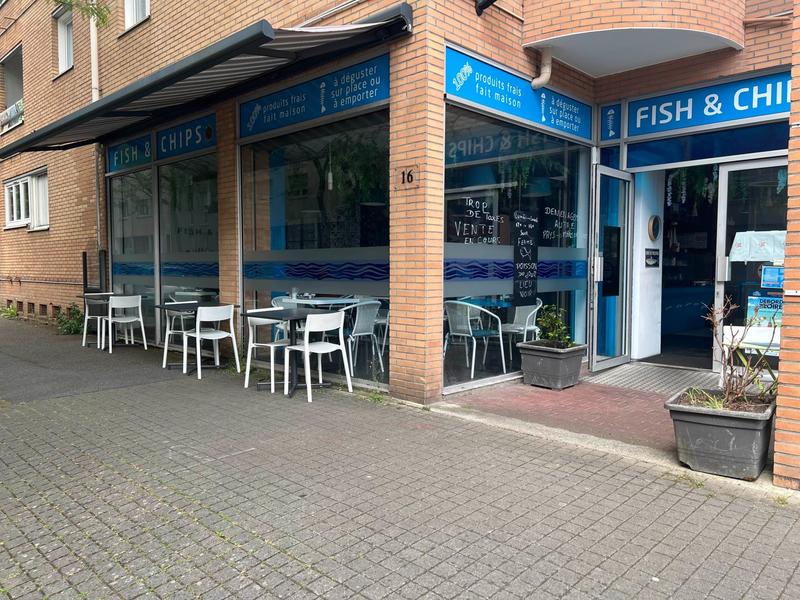 Local commercial - 90 m² - 2 pièces