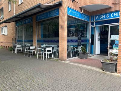 Local commercial - 90 m² - 2 pièces