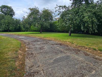 Terrain constructible - 925 m²