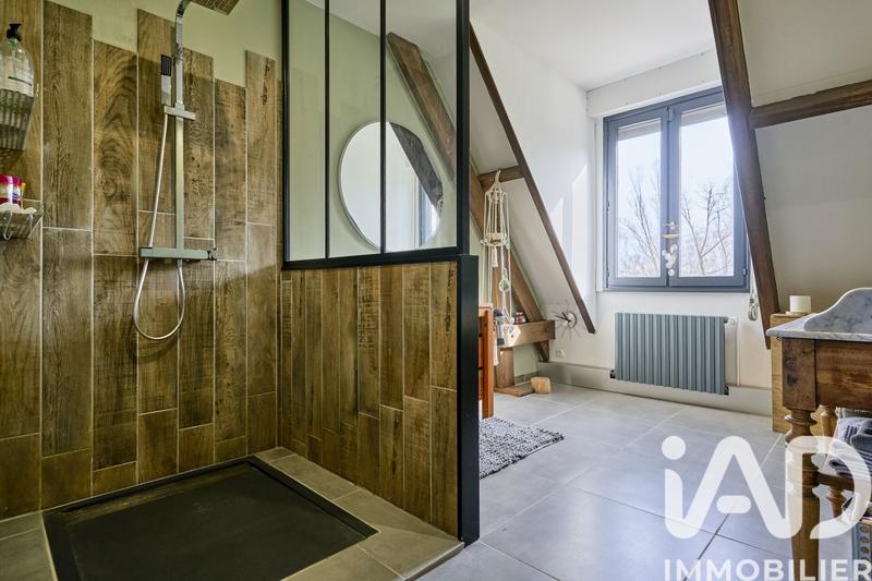 Maison - 180 m² - 7 pièces