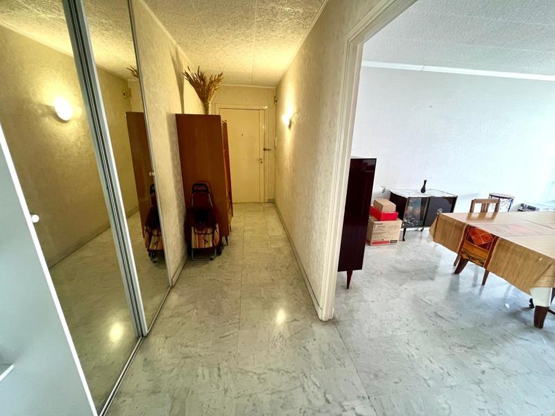 Appartement - 75 m² - 3 pièces