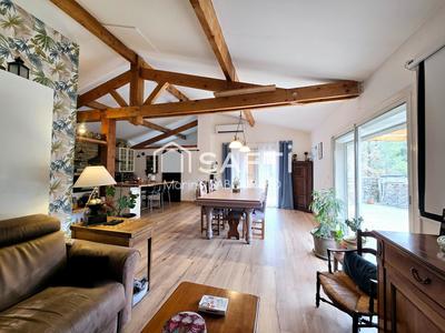 Maison - 90 m² - 3 pièces