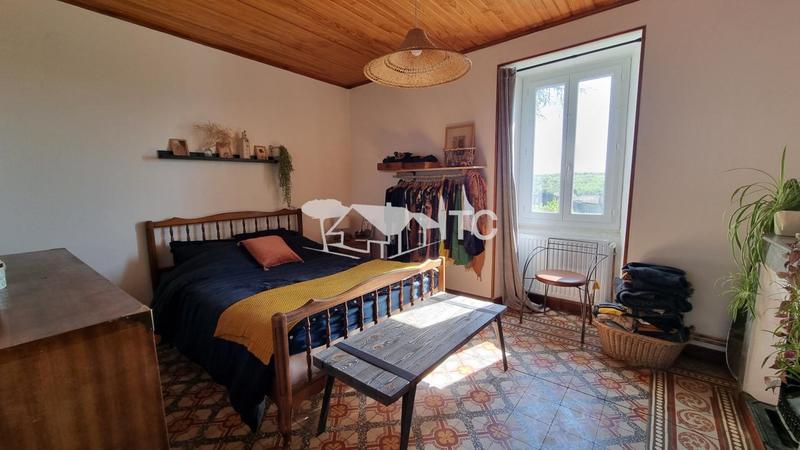 Maison - 150 m² - 9 pièces