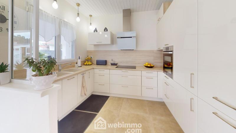 Maison - 103 m² - 5 pièces