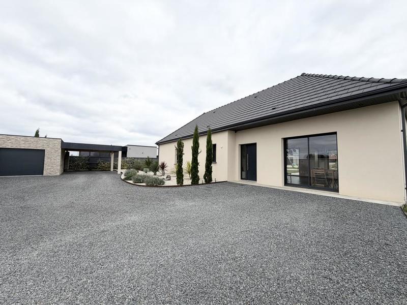 Pavillon - 144 m² - 4 pièces