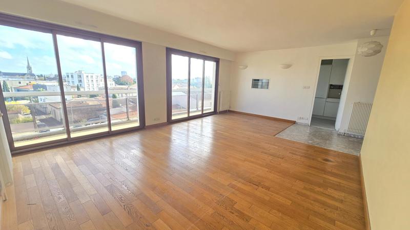 Appartement - 97 m² - 4 pièces