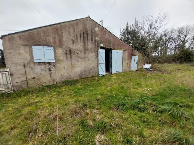 Grange - 78 m² - 2 pièces