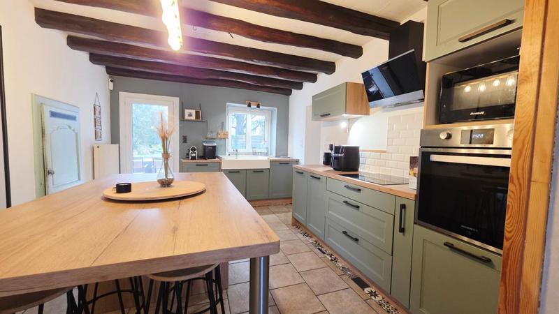 Maison - 171 m² - 6 pièces