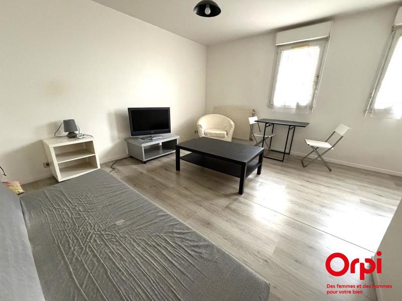 Studio - 35 m² - 2 pièces