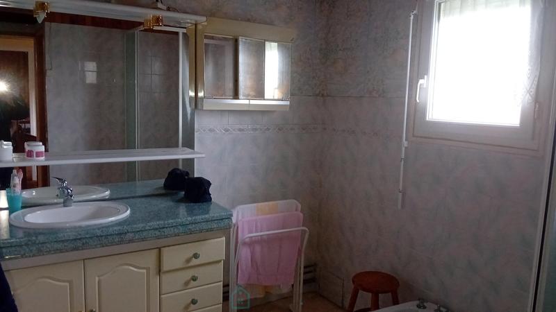 Maison - 168 m² - 6 pièces