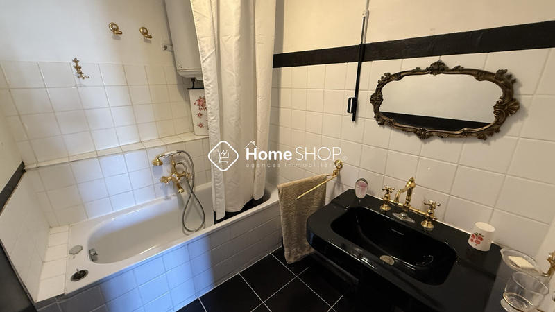 Appartement - 92 m² - 5 pièces