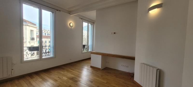 Studio - 30 m² - 2 pièces