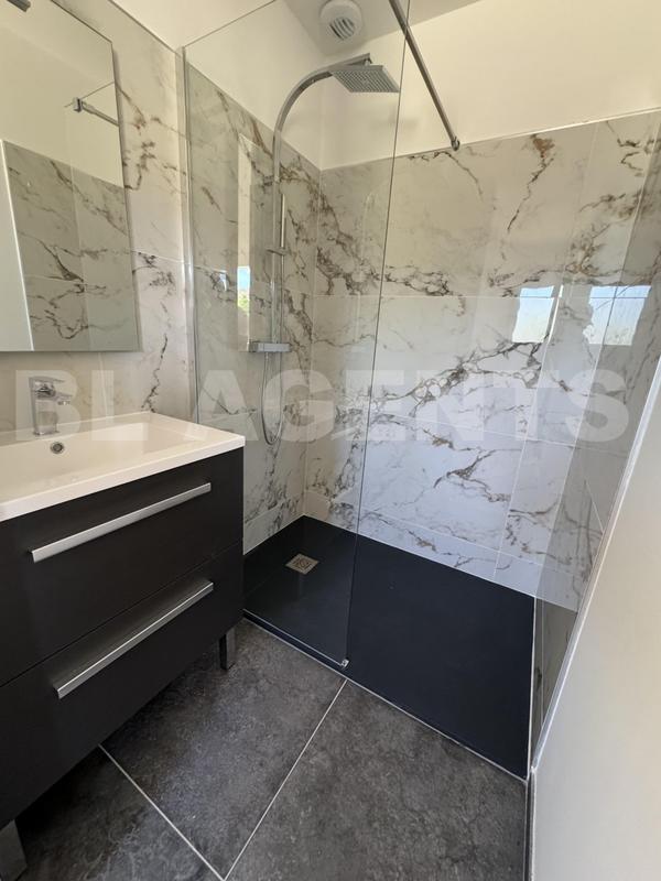 Maison contemporaine - 99 m² - 4 pièces