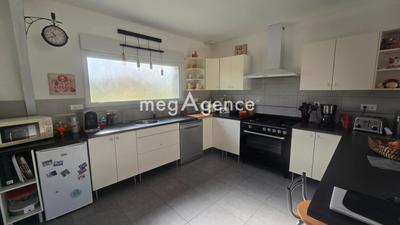 Maison - 315 m² - 5 pièces