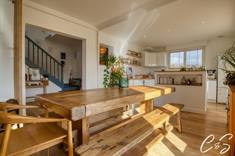 Maison - 110 m² - 4 pièces