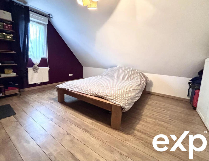 Maison traditionnelle - 140 m² - 6 pièces