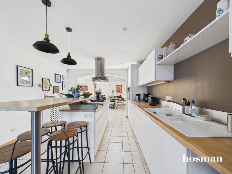 Maison - 144 m² - 8 pièces