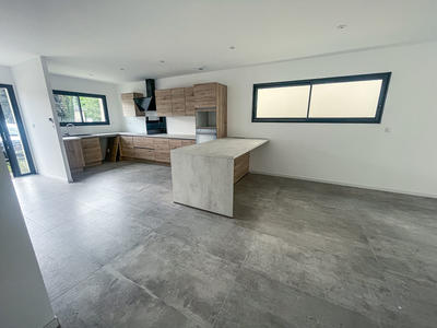 Maison - 139 m² - 5 pièces