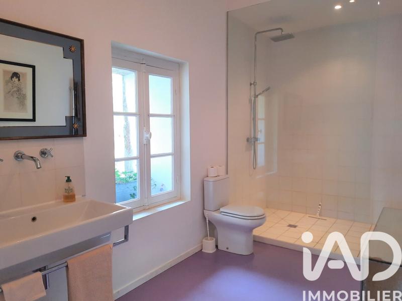 Maison - 354 m² - 10 pièces