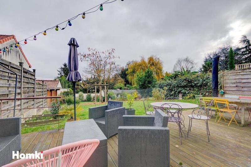 Maison - 181 m² - 6 pièces