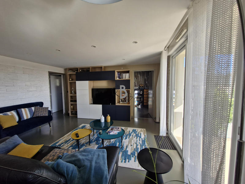 Appartement - 112 m² - 4 pièces