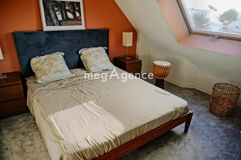 Maison traditionnelle - 149 m² - 7 pièces