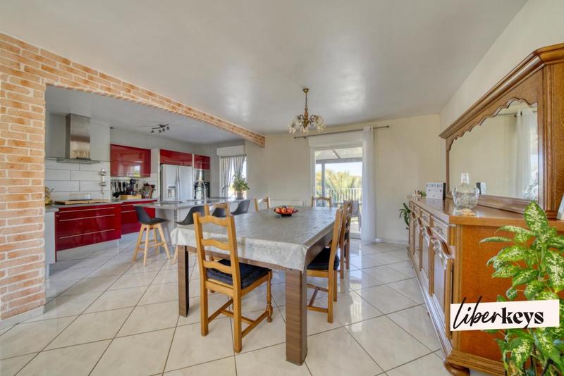 Maison d'architecte - 112 m² - 5 pièces