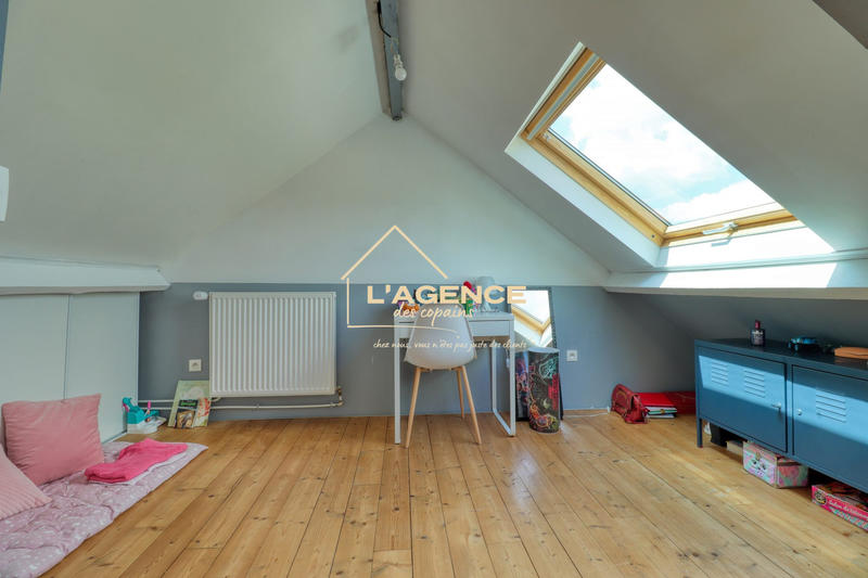 Maison - 215 m² - 7 pièces