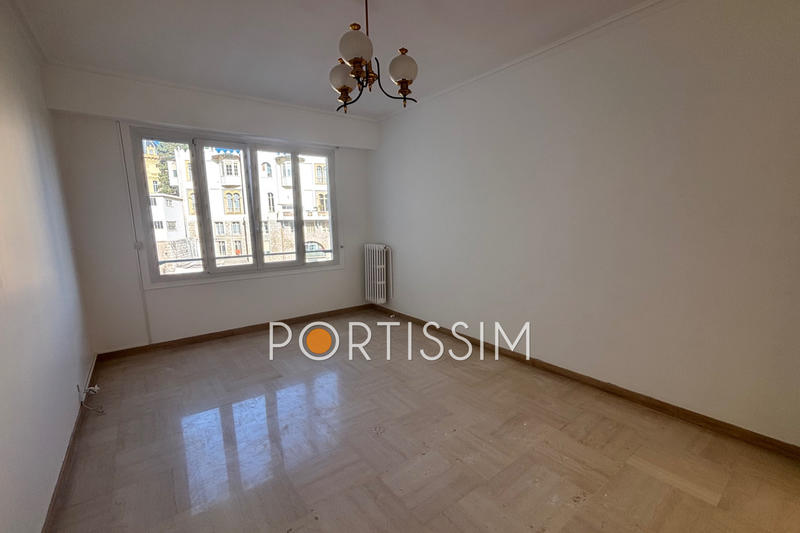 Appartement - 83 m² - 3 pièces