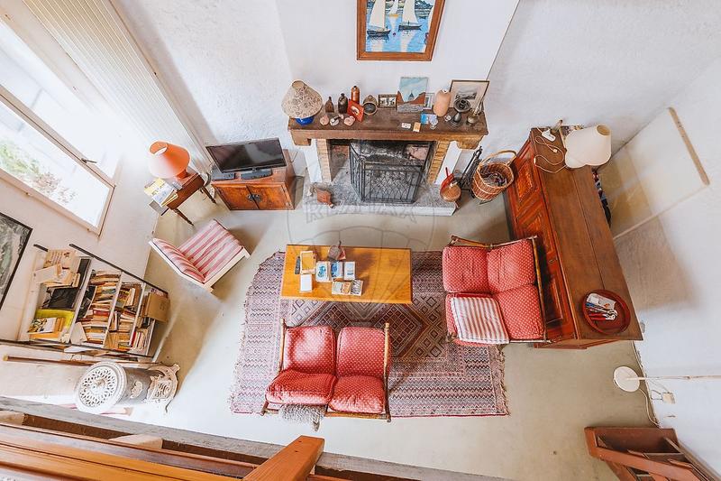 Propriété - 218 m² - 8 pièces