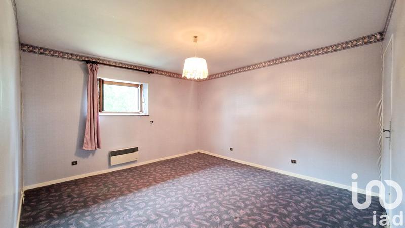 Maison - 256 m² - 9 pièces