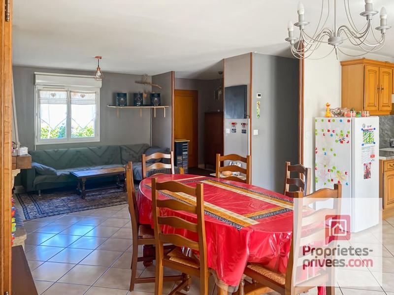 Maison - 140 m² - 1 pièce