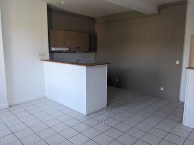 Appartement - 77 m² - 3 pièces