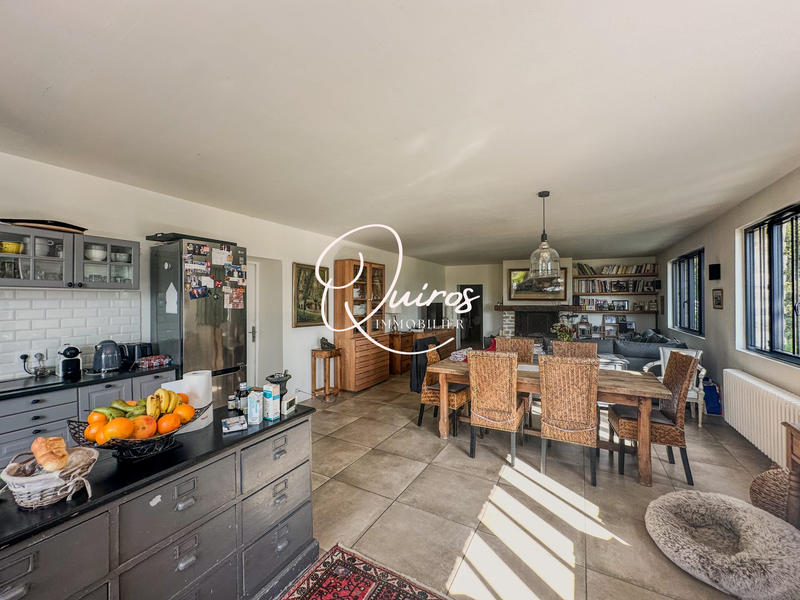 Maison - 90 m² - 3 pièces