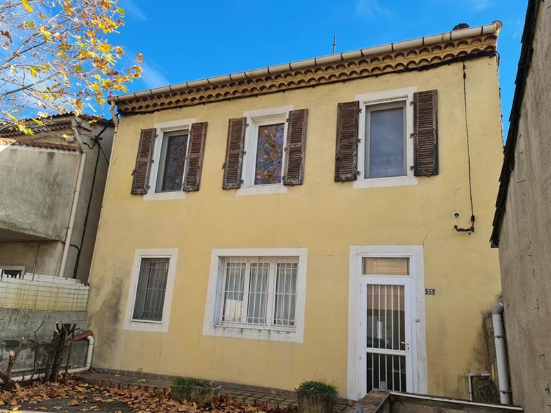 Maison - 197 m² - 8 pièces