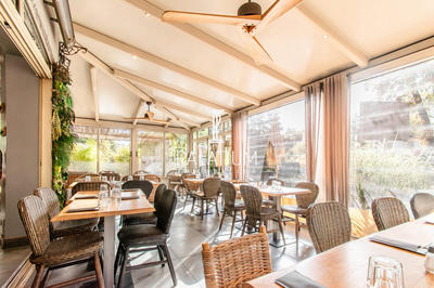 Fonds de commerce - 80 m²