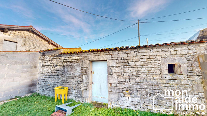 Maison - 234 m² - 7 pièces