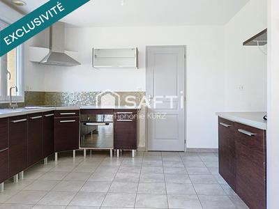 Maison - 90 m² - 4 pièces