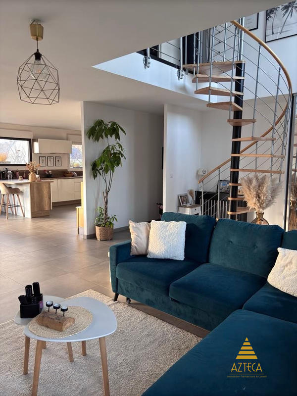 Maison - 156 m² - 5 pièces