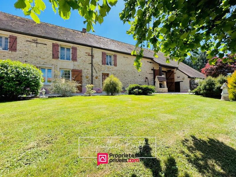 Maison - 350 m² - 9 pièces