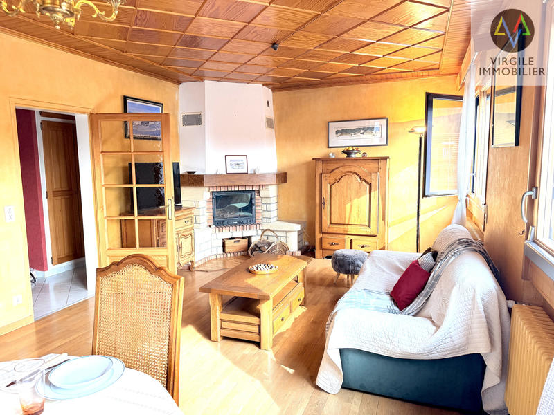 Maison - 161 m² - 8 pièces