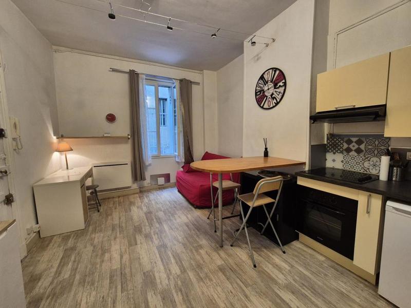 Appartement - 20 m² - 2 pièces