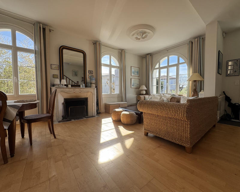 Villa - 160 m² - 6 pièces