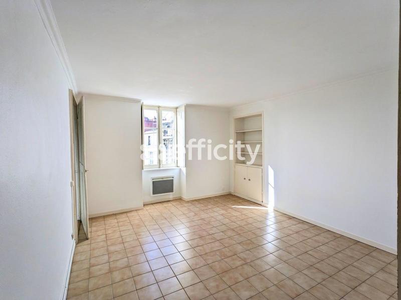 Appartement - 66 m² - 2 pièces