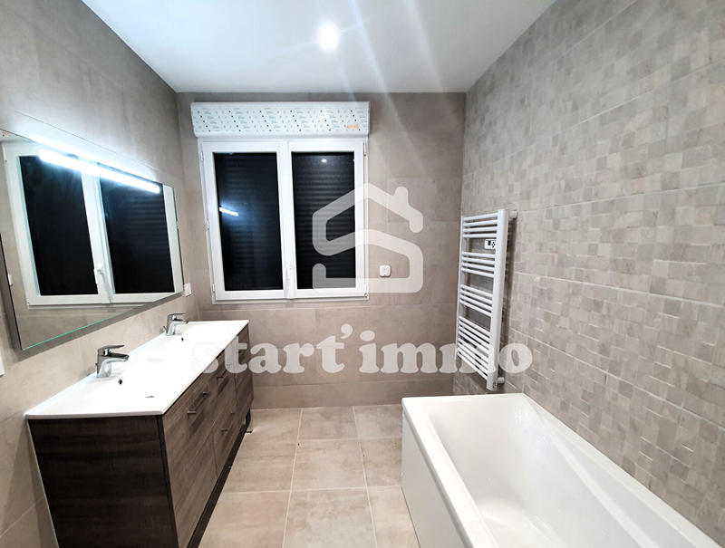 Maison - 137 m² - 6 pièces